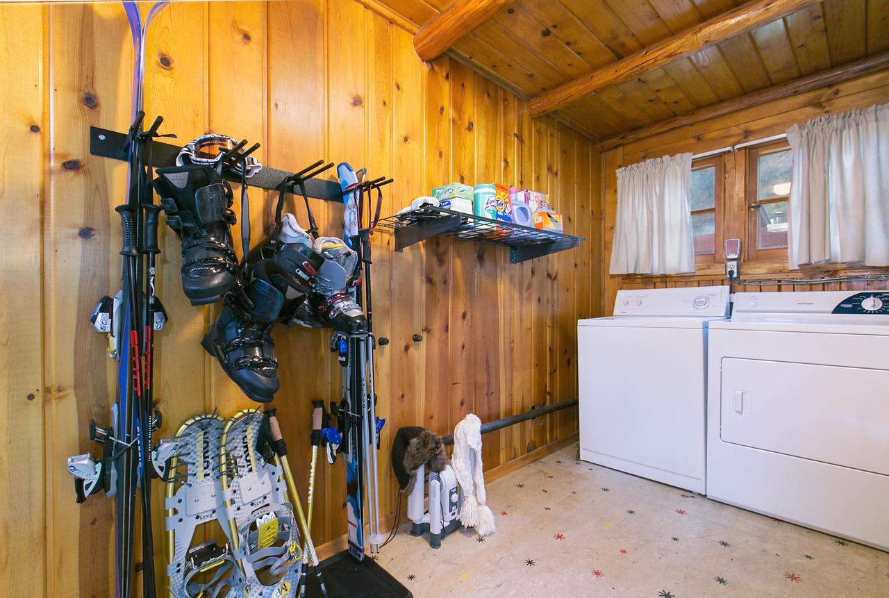 Rimrock White Pass Log Cabin Luxury Retreat מראה חיצוני תמונה